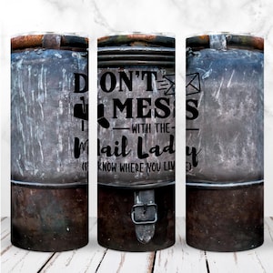 Mail Lady Tumbler Wrap PNG 20oz Pracownik pocztowy Post Mam Twój adres Zabawne życie pocztowe Sublimacja Bezszwowy projekt cyfrowy Natychmiastowe pobieranie