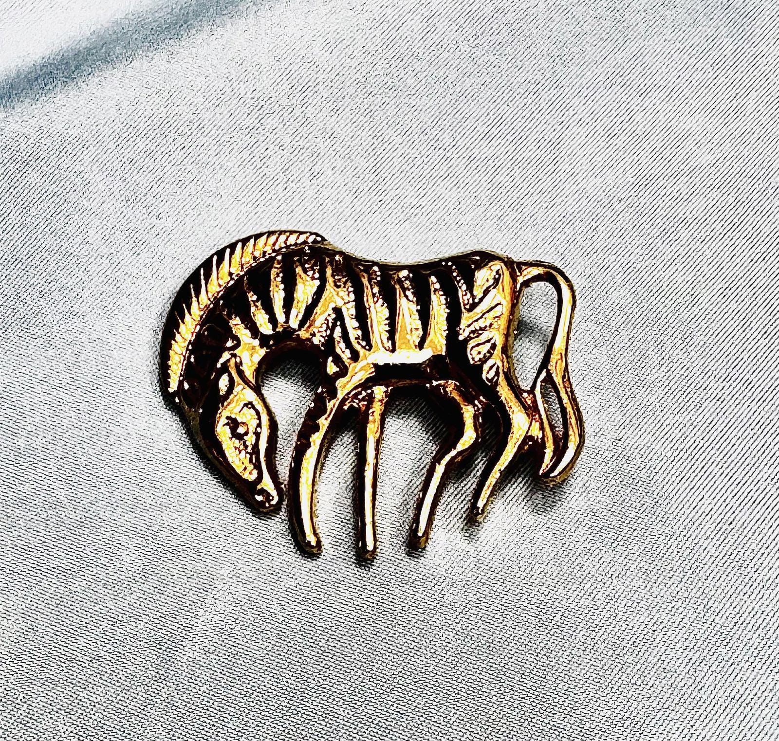 Vintage Zebra Brooch - Etsy Canada