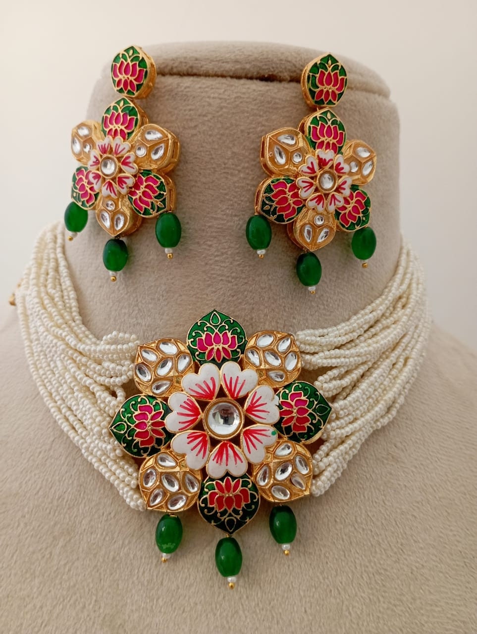 Meenakari outlet pendant set