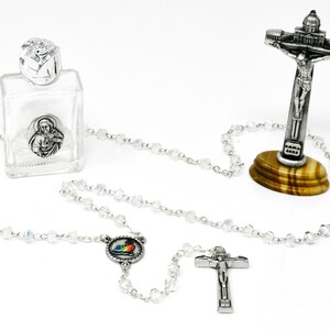 2025 Jubilee Bearers of Hope Crystal Gift Set.