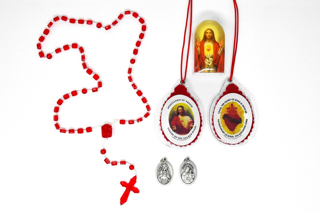 Sacred Heart of Jesus - Gift Set - Etsy