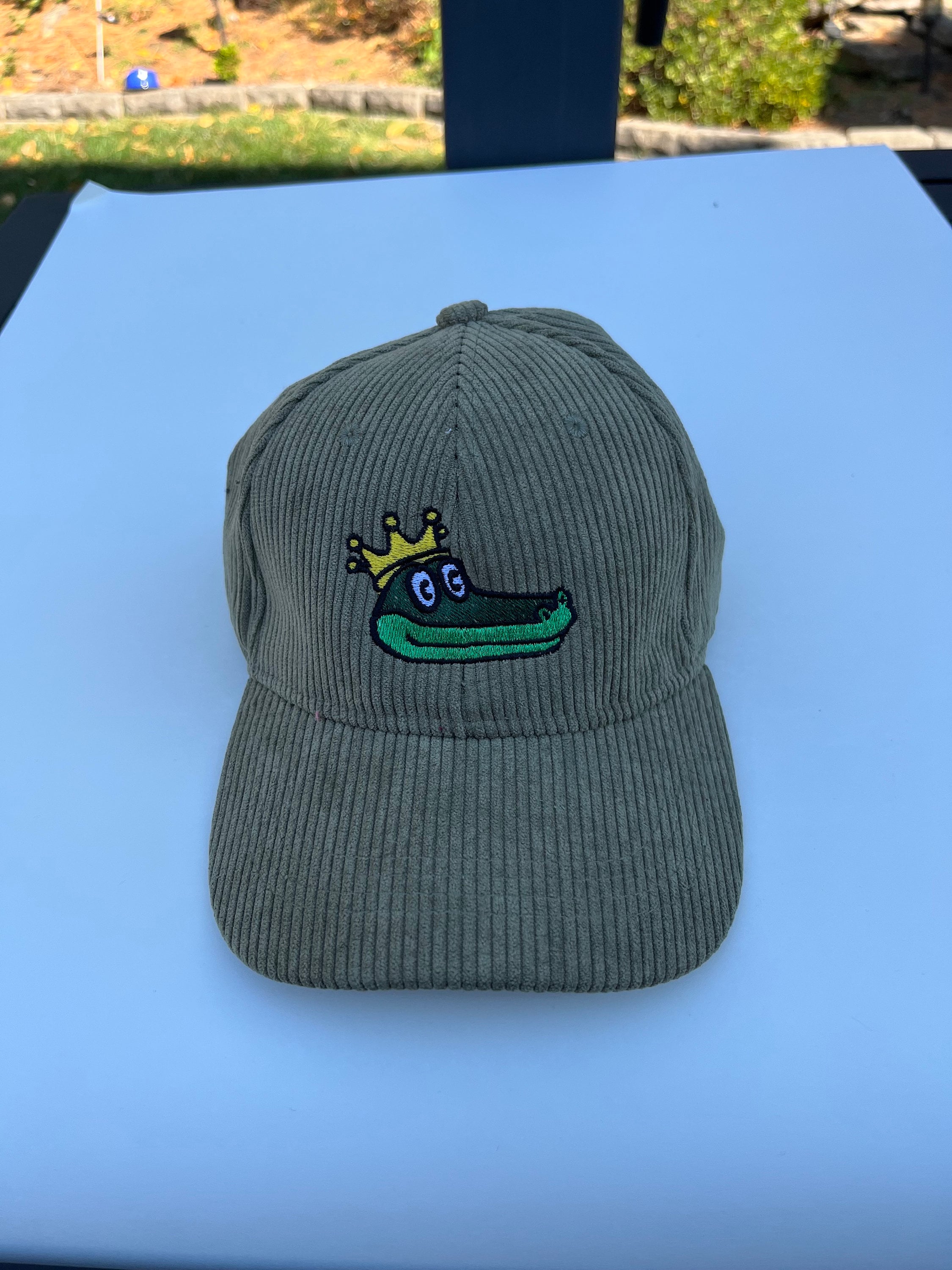 King Gnu CREST BASEBALL CAP GREEN - メルカリ