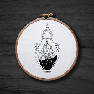 Spider Potion Hand Embroidery Pattern , Scary Animal Hand Embroidery Pattern , Magic Bottle Gothic Embrodiery DIGITAL Pattern PDF