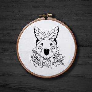 Skull With Butterfly Hand Embroidery Pattern , Animal Skeleton Hand Embroidery Pattern , Goth Halloween Embrodiery DIGITAL Pattern PDF