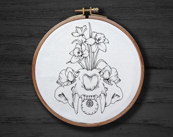 Skull With Flowers Hand Embroidery Pattern , Animal Skeleton Hand Embroidery Pattern , Goth Halloween Embrodiery DIGITAL Pattern PDF