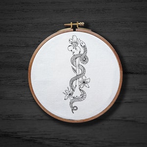 Bone Snake Hand Embroidery Pattern , Animal Skeleton Hand Embroidery Pattern , Goth Halloween Embrodiery DIGITAL Pattern PDF
