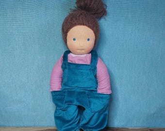 Handgenähte Stoffpuppe, 40 cm, Unikat, nach Art der Waldorfpuppe aus Naturmaterialien gefertigt, versandbereit