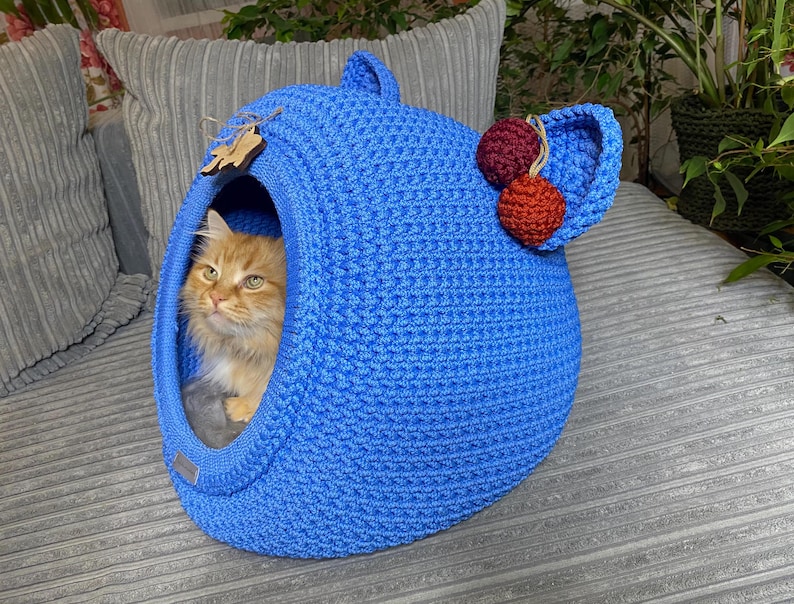 Crochet Cat Cave Pattern, Large Pet Bed (PDF With Video) - Etsy
