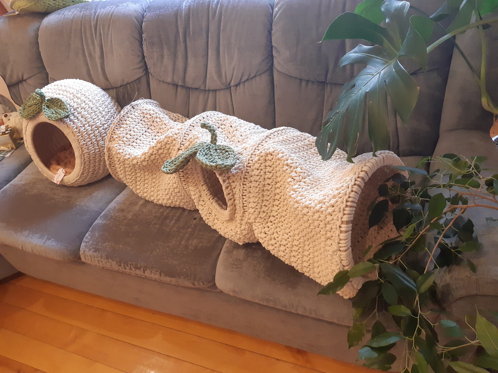 Crochet Cat House & Tunnel Pattern: Pet Furniture DIY (PDF Tutorial) - Etsy
