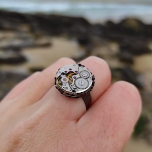 Steampunk ring Watch parts Steam punk Unique gift Handmade Steampunk women Vintage jewelry