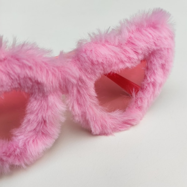 Pink fur sunglasses with heart-shaped Festival goggles props Burning man inspired DJ Women Masquerade