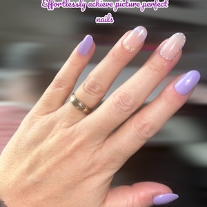 Handpainted Oval Press On Nails, Lilac Floral Design Polish, Clear Builder Gel, Minimalist & Chic, Free UK Shipping, Reuseable and Durable imagem 1