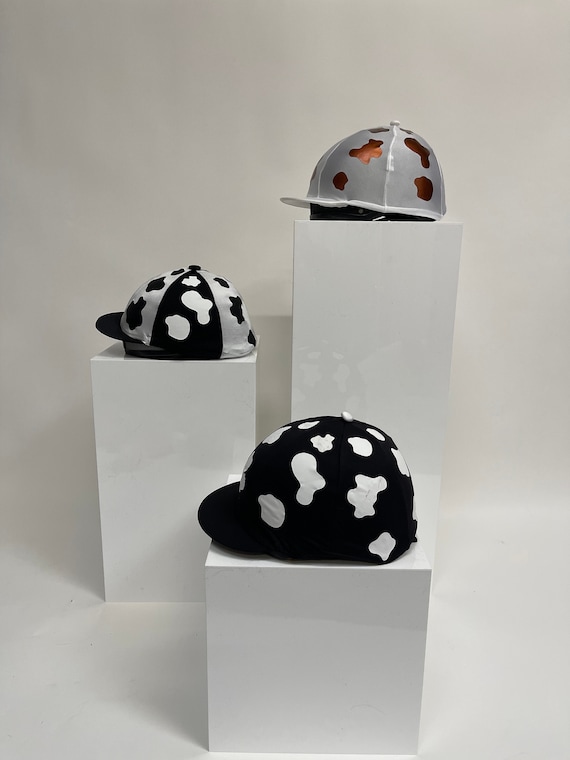 RIDING HAT COVER COW PRINT 