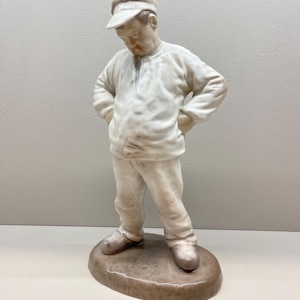 Bing&Grondahl Denmark 1786 The Mason Bricklayer Porcelain Figurine