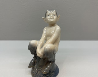 ロイヤルコペンハーゲン トウモロコシの上の白ネズミ ロイヤルコペンハーゲン トウモロコシの上の白ネズミ 白ネズミ