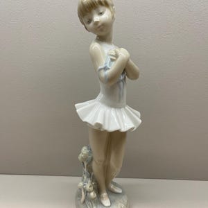 NAO Lladro Spain Little Lady Girl Illusion Ballerina Porcelain Figurine