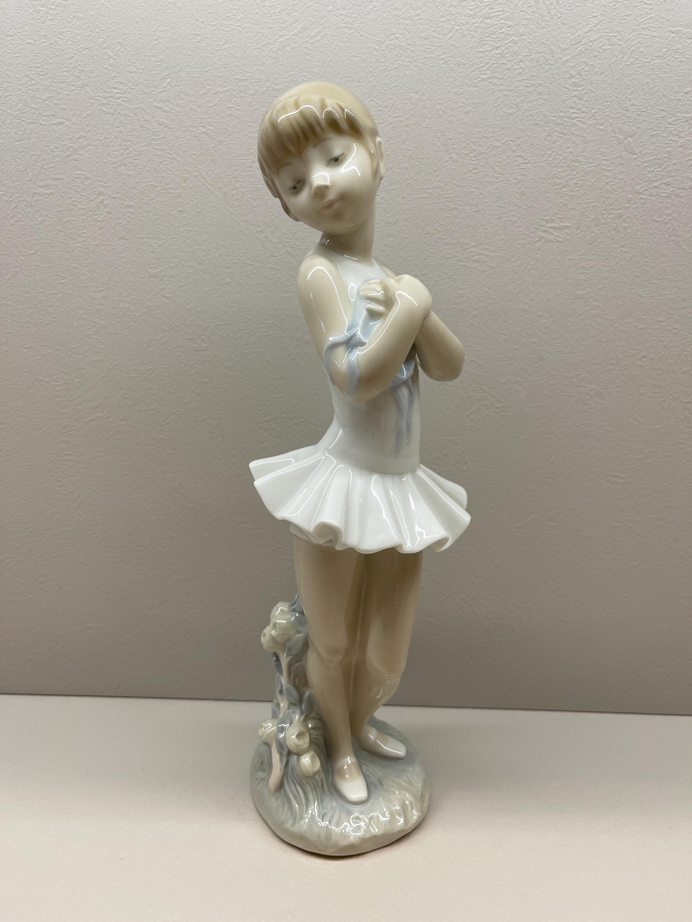 NAO リヤドロ スペイン製 リトルレディガール イリュージョン