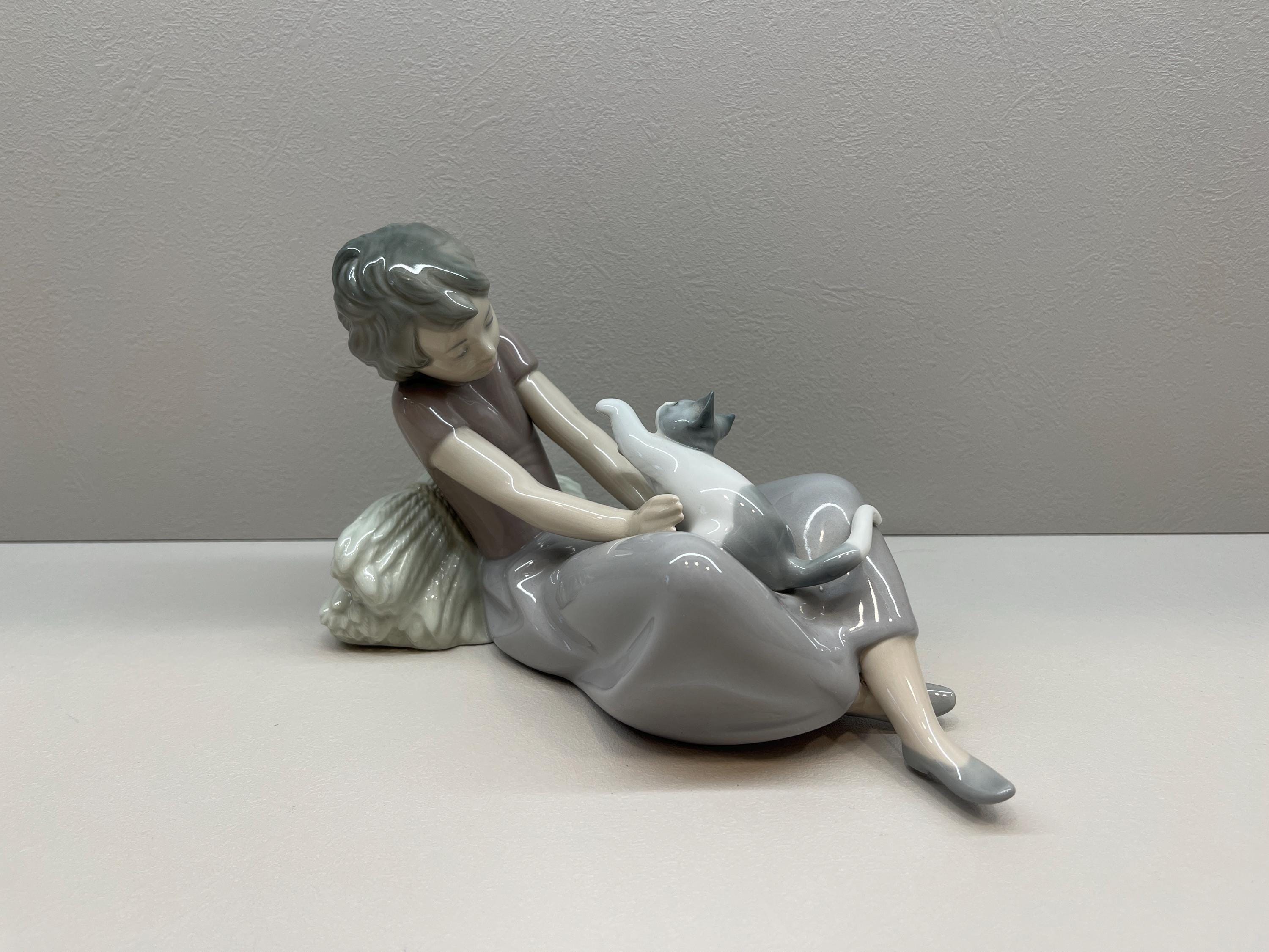 Lladro Girl - Etsy Australia