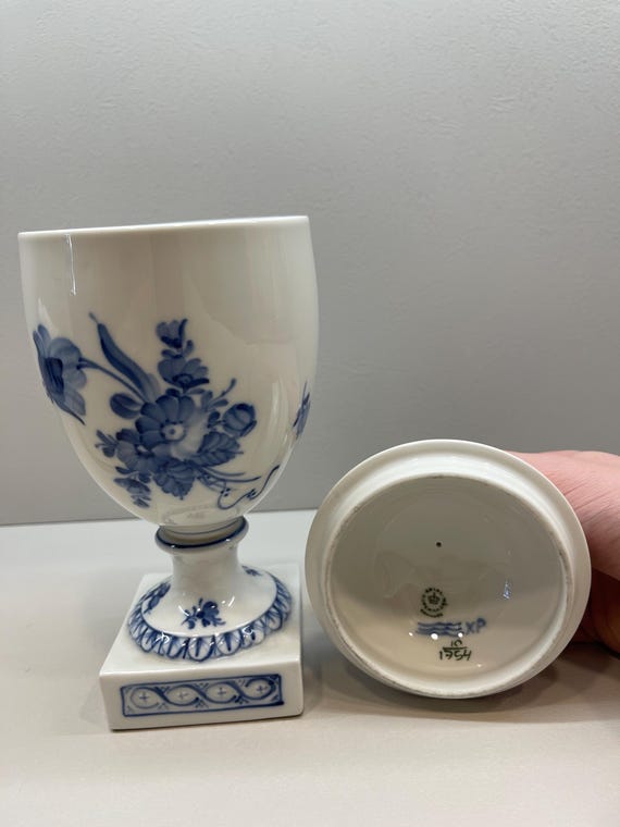 Royal Copenhagen Blue Flower Lidded Trophy Urn 10/1754 - Etsy 日本
