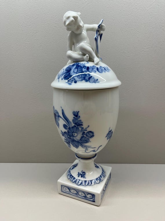 Royal Copenhagen Blue Flower Lidded Trophy Urn 10/1754 - Etsy 日本