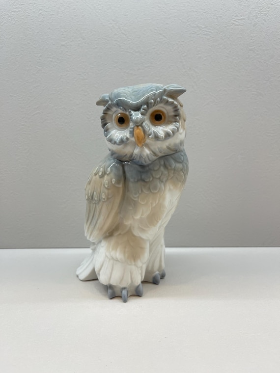 NAO by Lladro Porcelain Owl Figurine – Handcrafted Spain, Glossy Finish