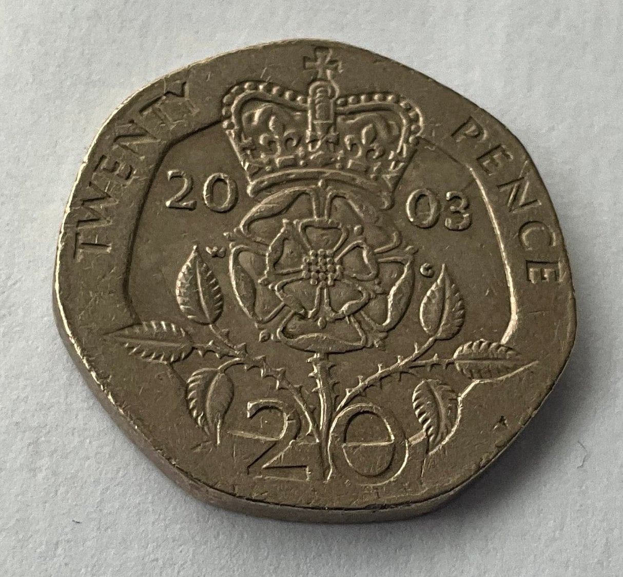 コイン、イギリス、エリザベス 2 世、20 ペンス、2003 il_fullxfull.5301036095_2dk3.jpg