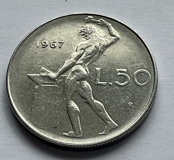 サンマリノ共和国　 記念硬貨 切手 ディズニー　イタリアリラ　ユーロ　1991年 1967 年イタリア 50 リラ硬貨 2 枚または 1969 年イタリア 50 リラ硬貨