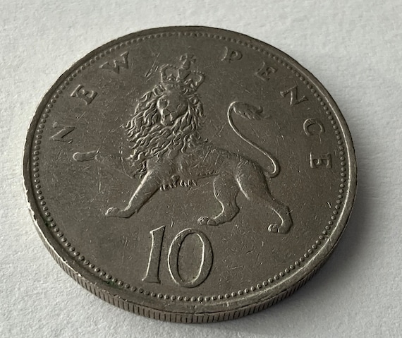 1973/1974 エリザベス2世女王 10ペンス硬貨 - Etsy 日本