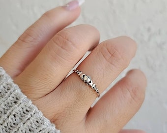 Claddagh Ring, Tiny Celtic Irish Claddagh Ring, Thin Ring, Sterling Silver Women Ring, Love Friendship Ring, Dainty Ring, Minimalist Ring