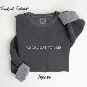 Custom Sweatshirt, Custom Comfort Colors Sweatshirt, College Letters Crewneck, Personalized Comfort Colors, Custom Text, Vintage Sweatshirt