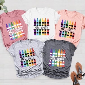 Aangepaste leraar shirt, terug naar school shirt kleuterschool shirt gepersonaliseerde naam leraar shirt krijt leraar shirt leraar cadeau