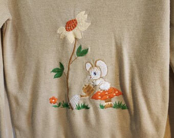 SR V Neck Tan Embroidered Mouse Flower Sweater Long Sleeve Women Vintage