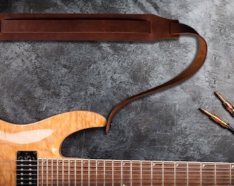 Correa de guitarra de cuero hecha a mano con hombrera - Regalo para músicos