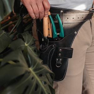 Personalisierter Ledergarten-Werkzeuggürtel: Optionen aus Vollnarben- und Crazy Horse Leder.