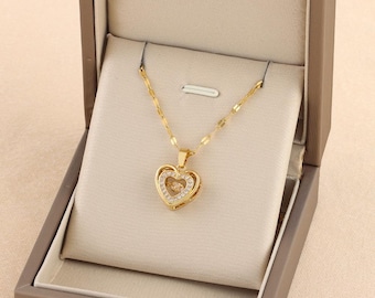 Collar de amor de doble capa con colgante de acero de titanio y diamantes de imitación. Joyería de moda para mujer. Regalo de San Valentín.