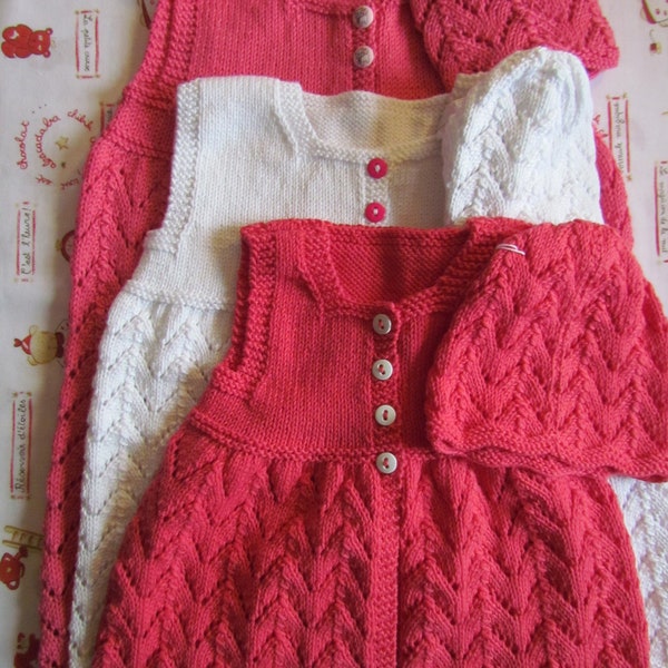 Robe 6 mois, 1 an ou 4 ans sans manches et chapeau blanc ou rose coton