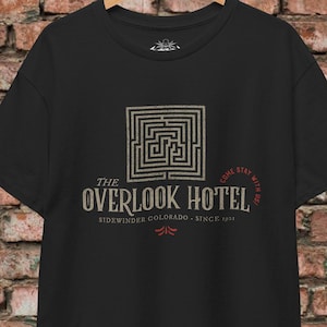 The Shining Shirt Black Overlook Hotel Maze Logo T-shirt Long Sleeve Hoodie Ladies Horror Tee Stephen King Kubrick Gift Horror Fans Hoodie