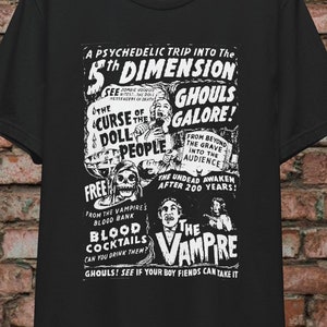 Halloween Horror Movie T-Shirt Vintage Retro Spook Show Flyer Black Gothic Tee Witchy Fall Shirt Gift for Goths Horror Lovers Spooky Season