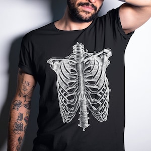 Horror T-shirt Skeleton Ribcage Metal Grunge Emo Alternative Goth Gothic Punk Tee Dark Aesthetic Spooky Skeleton Graphic Halloween Bones imagem 1