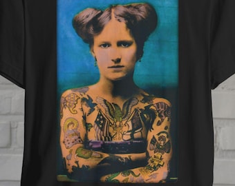 Tattooed Lady T-Shirt Vintage Beauty Tee Old School Tattoo Shirt Black Tee Style Gift For Tattoo Fan Unisex Ladies Long Sleeve Hoodie