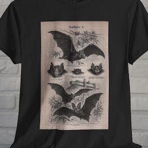 Gothic Bat T-shirt Vampire Shirt Horror Tee Halloween Grunge Metal Emo Alternative Fashion Dark Aesthetic Gift Unisex Ladies Long Sleeve