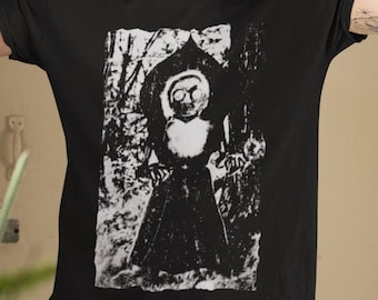 Cryptid Shirt Flatwoods Monster T-shirt UFO Tee Cryptozoology Lover Top West Virginia Urban Legend Alien Graphic Paranormal Gift