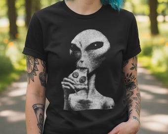 Alien Pizza T-Shirt Funny UFO Graphic Tee Black Tee Cosmic Style Foodie Shirt Gift For Believer Pizza Lover Space Fan Extra Cheese Vibes