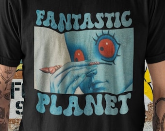 Fantastic Planet T-shirt La Planete Sauvage Shirt Sci-Fi Movie Tee Cult Film Shirt Retro Cinema Clothing Gift for Film Fans