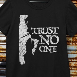 Trust No One T-Shirt | X-Files Inspired Shirt | Sci-Fi Alien Tee | 90s TV Classic Top | Goth Punk Fashion | Nerd Movie Apparel