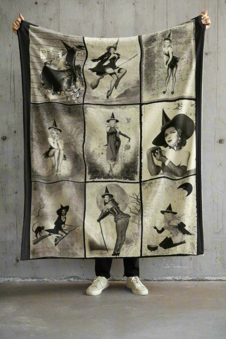 Vintage Witches Blanket, Cozy Throw, Velveteen Plush Blanket, Custom Print Blanket, Soft Blanket for Home, Witchy Gift, Home Decor Throw Bild 1