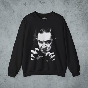 Bela Lugosi Dracula Shirt Classic Horror T Shirt Tee Long Sleeve Ladies Top Vampire Movie Graphic Goth Clothing Halloween Gift For Fan Crewneck Sweatshirt