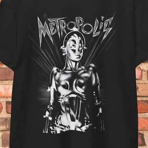 Metropolis Movie Shirt Vintage Sci-Fi Tee Classic Horror Shirt Gothic Punk Fashion Fritz Lang Retro Film Gift For Him Hoodie Weatshirt