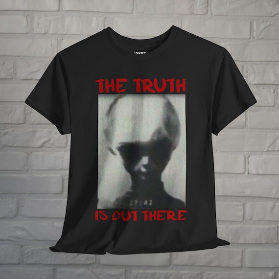 UFO Alien Shirt • The Truth Is Out There Tee • Skinny Bob Retro Alien T-Shirt • UAP Conspiracy Tee • Extraterrestrial Gift - Unisex Ladies