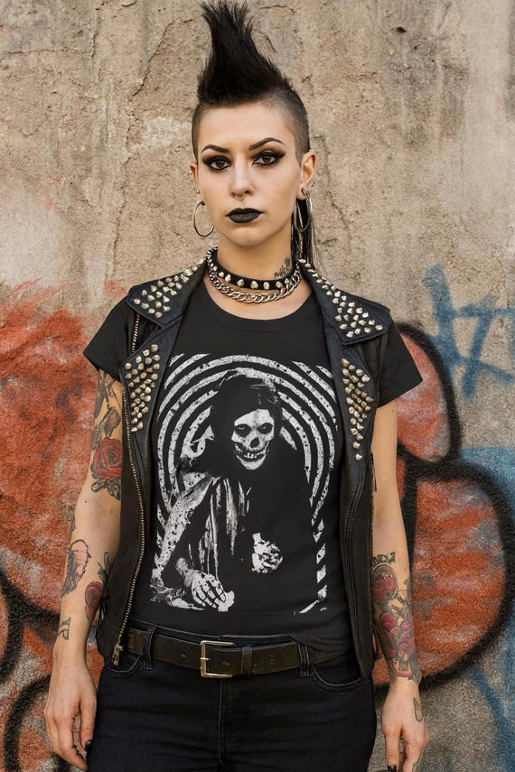 Punk Shirt Crimson Ghost Vintage Horror Goth Misfits Movie T-shirt Punk Band Shirt Gift for Horror Fans  Unisex Ladies Long Sleeve Hoodie